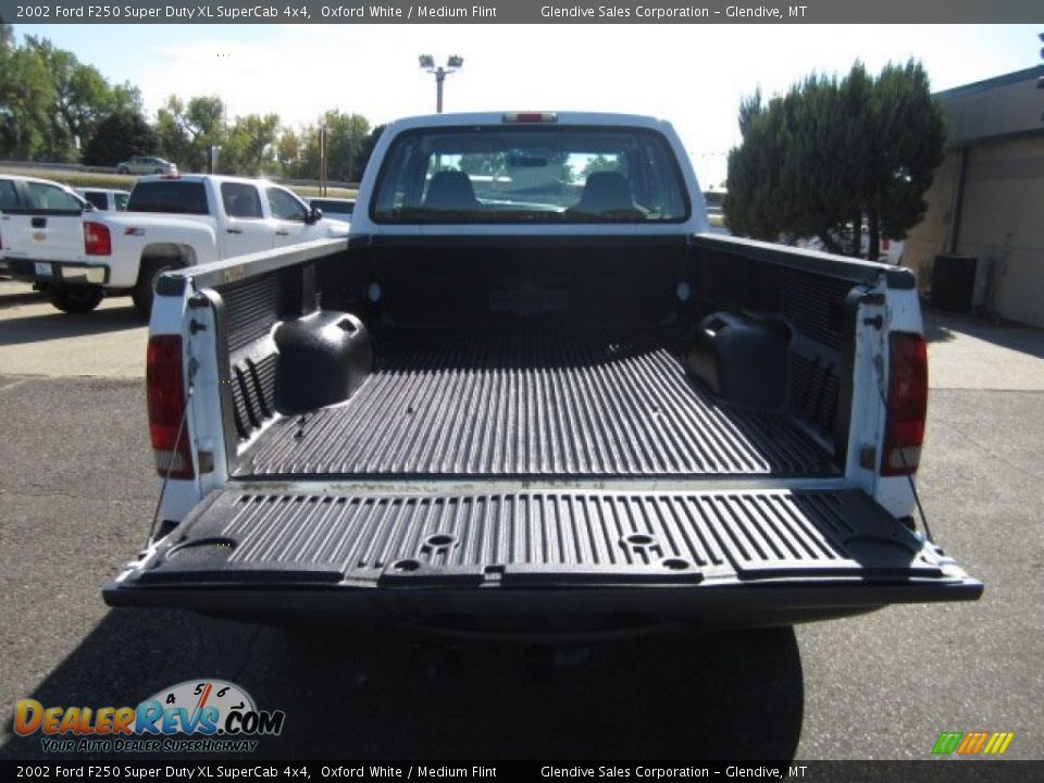 2002 Ford F250 Super Duty XL SuperCab 4x4 Oxford White / Medium Flint Photo #6
