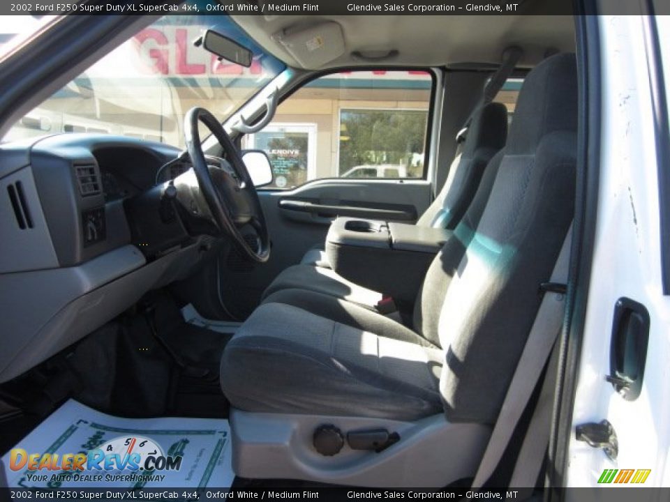 2002 Ford F250 Super Duty XL SuperCab 4x4 Oxford White / Medium Flint Photo #15