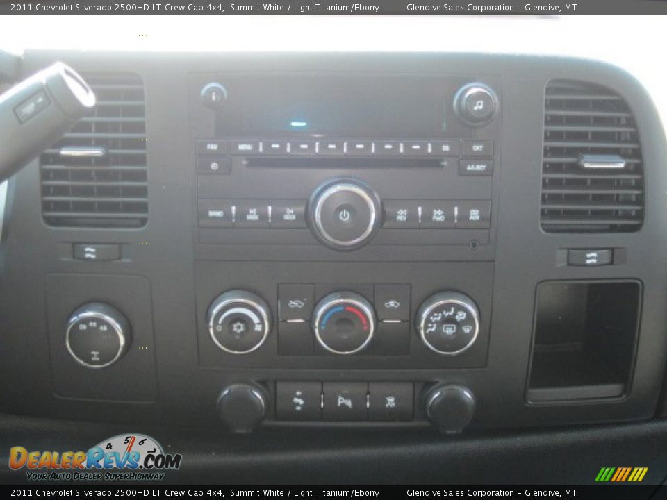 2011 Chevrolet Silverado 2500HD LT Crew Cab 4x4 Summit White / Light Titanium/Ebony Photo #24