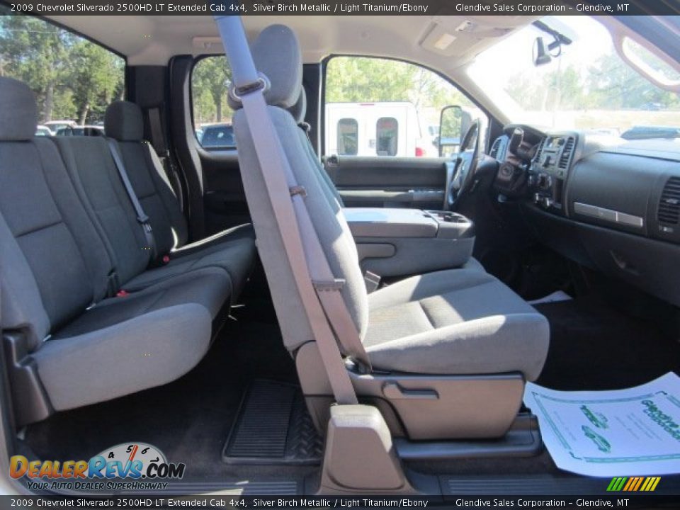 2009 Chevrolet Silverado 2500HD LT Extended Cab 4x4 Silver Birch Metallic / Light Titanium/Ebony Photo #16