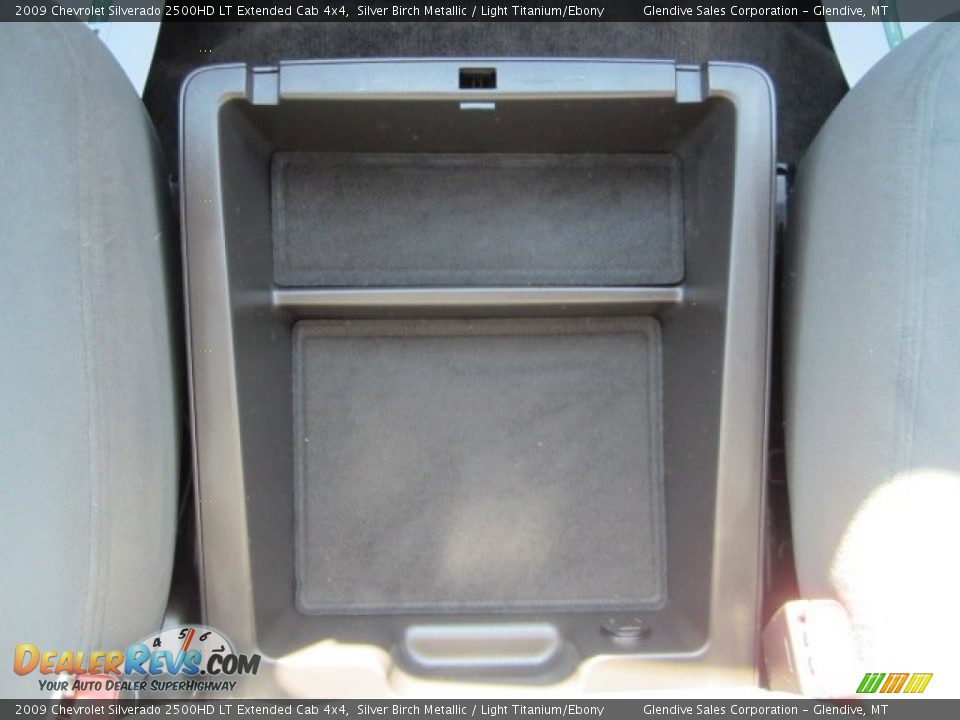 2009 Chevrolet Silverado 2500HD LT Extended Cab 4x4 Silver Birch Metallic / Light Titanium/Ebony Photo #24