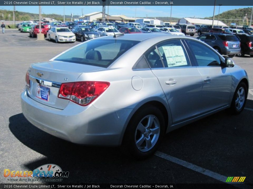 2016 Chevrolet Cruze Limited LT Silver Ice Metallic / Jet Black Photo #4