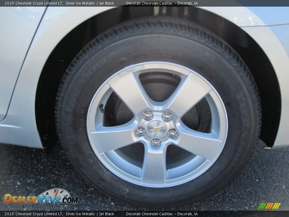 2016 Chevrolet Cruze Limited LT Silver Ice Metallic / Jet Black Photo #7