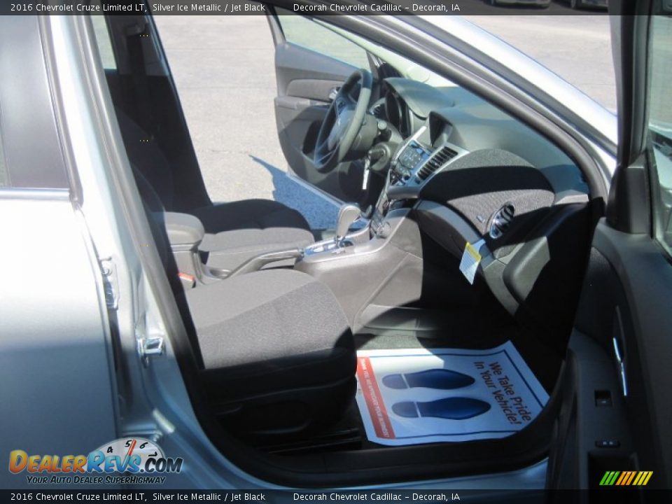 2016 Chevrolet Cruze Limited LT Silver Ice Metallic / Jet Black Photo #17