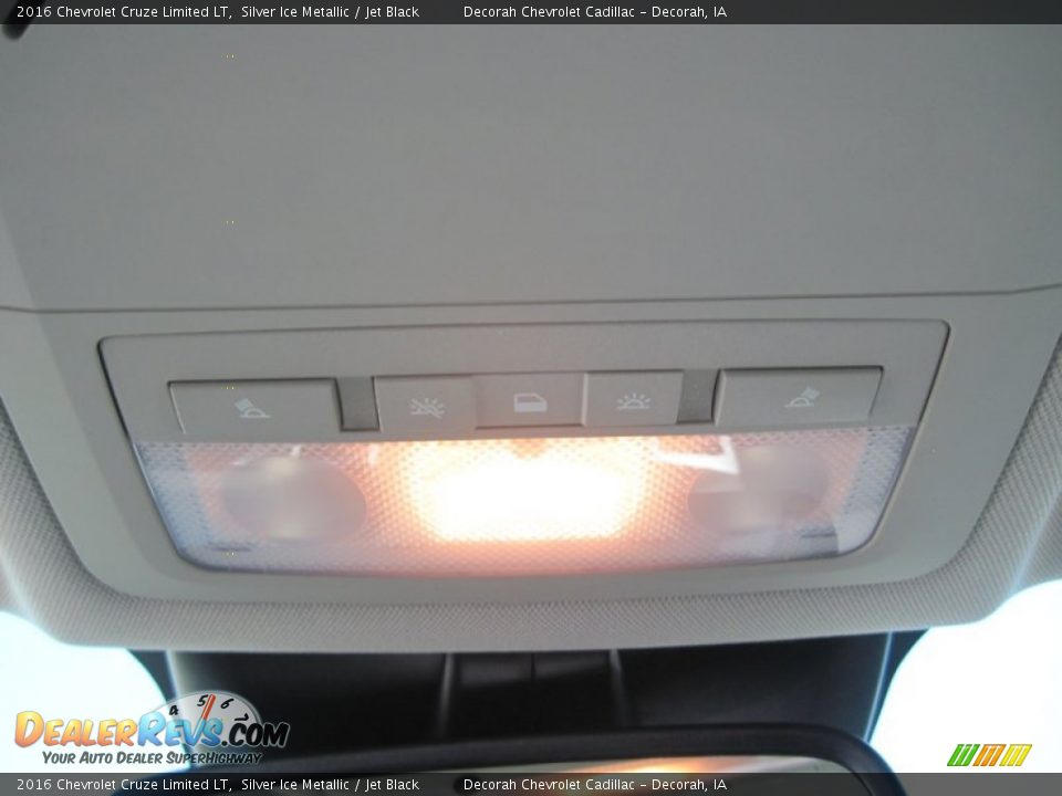 2016 Chevrolet Cruze Limited LT Silver Ice Metallic / Jet Black Photo #30