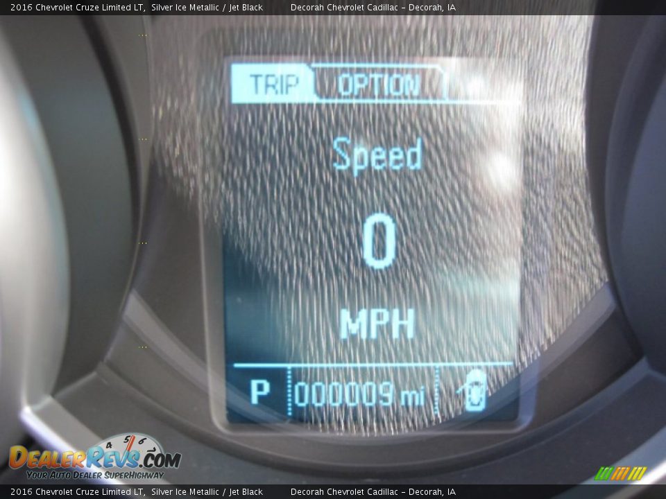 2016 Chevrolet Cruze Limited LT Silver Ice Metallic / Jet Black Photo #32