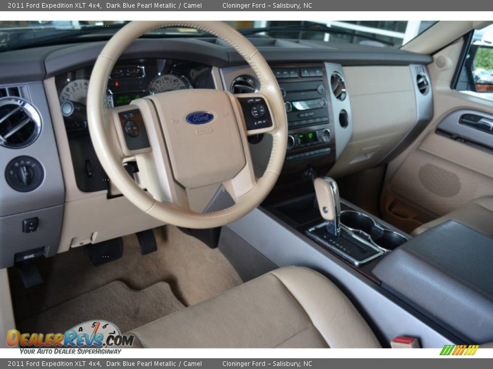 Camel Interior - 2011 Ford Expedition XLT 4x4 Photo #11