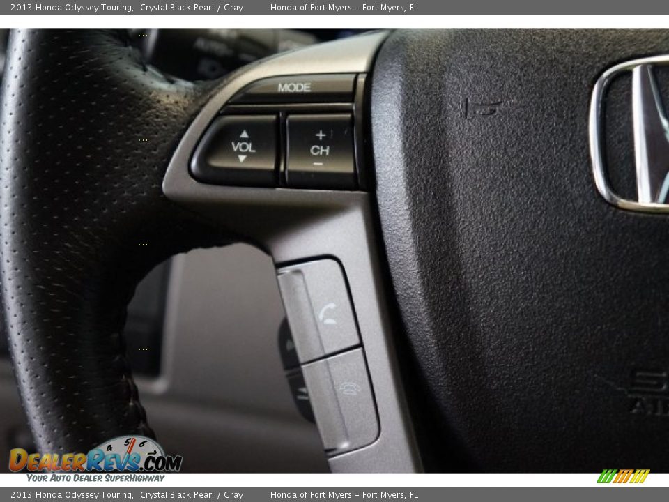 2013 Honda Odyssey Touring Crystal Black Pearl / Gray Photo #24