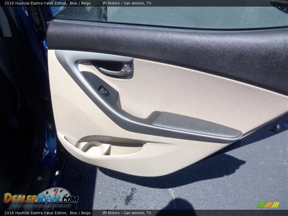 2016 Hyundai Elantra Value Edition Blue / Beige Photo #14