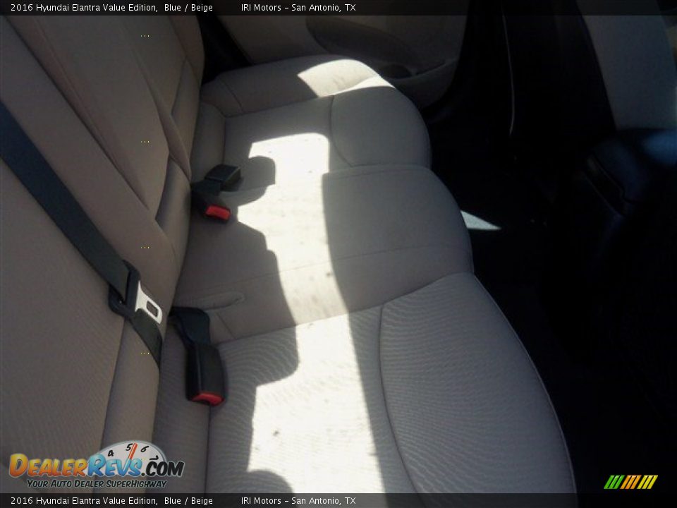 2016 Hyundai Elantra Value Edition Blue / Beige Photo #15