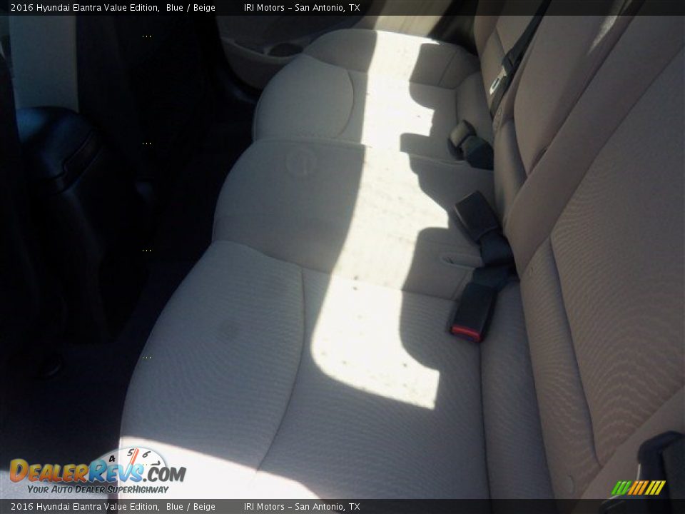 2016 Hyundai Elantra Value Edition Blue / Beige Photo #19