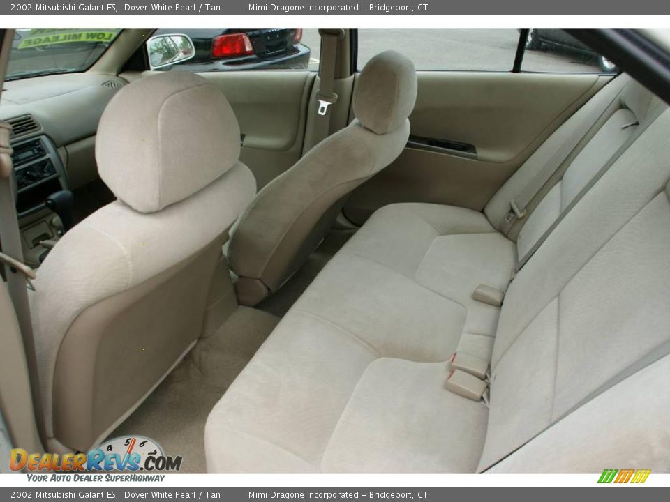 2002 Mitsubishi Galant ES Dover White Pearl / Tan Photo #11