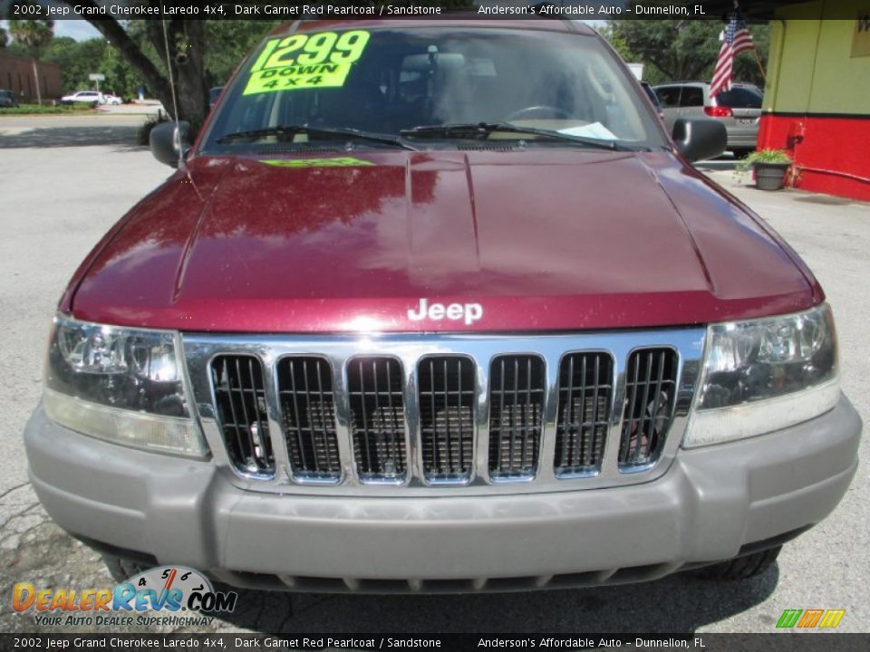 2002 Jeep Grand Cherokee Laredo 4x4 Dark Garnet Red Pearlcoat / Sandstone Photo #8