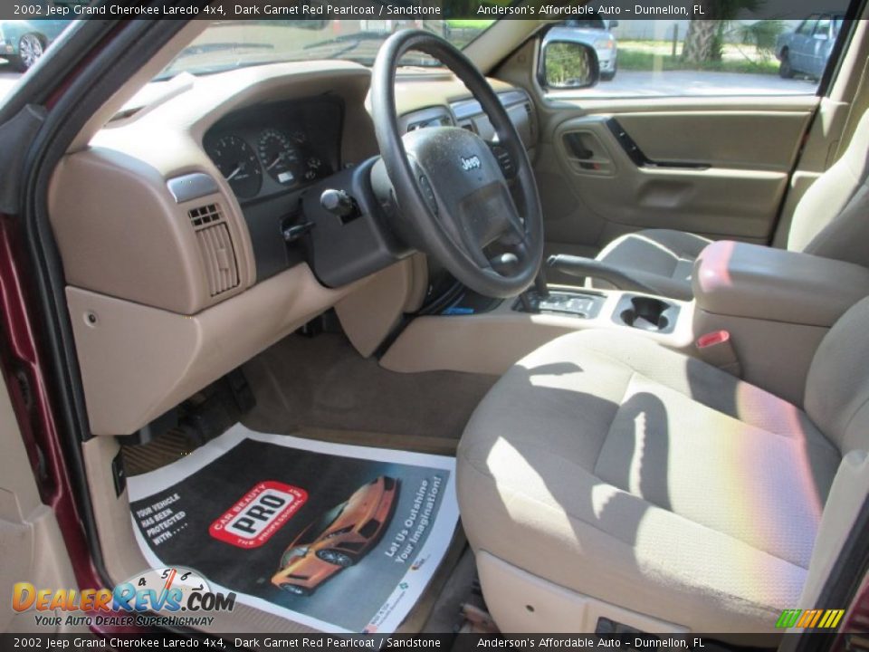 2002 Jeep Grand Cherokee Laredo 4x4 Dark Garnet Red Pearlcoat / Sandstone Photo #9