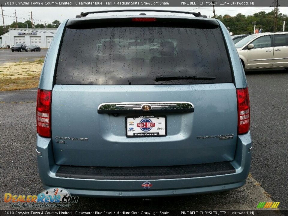 2010 Chrysler Town & Country Limited Clearwater Blue Pearl / Medium Slate Gray/Light Shale Photo #8
