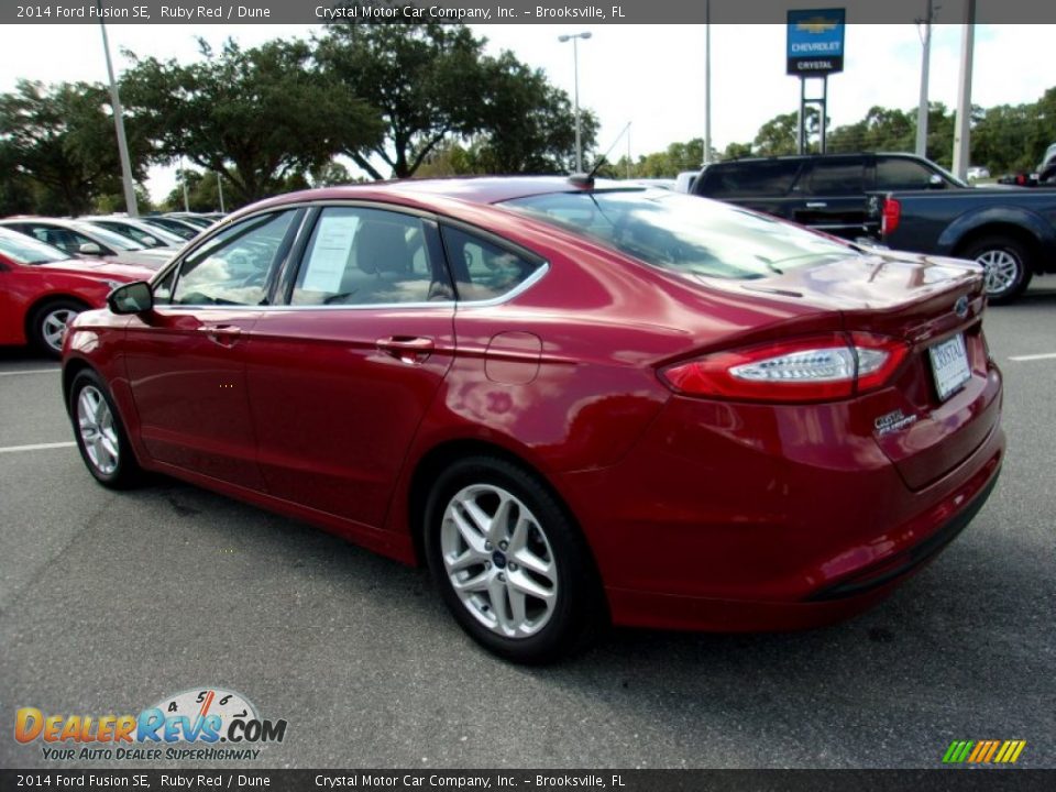 2014 Ford Fusion SE Ruby Red / Dune Photo #3