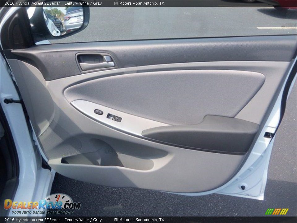 2016 Hyundai Accent SE Sedan Century White / Gray Photo #13