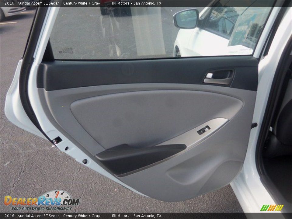 2016 Hyundai Accent SE Sedan Century White / Gray Photo #19