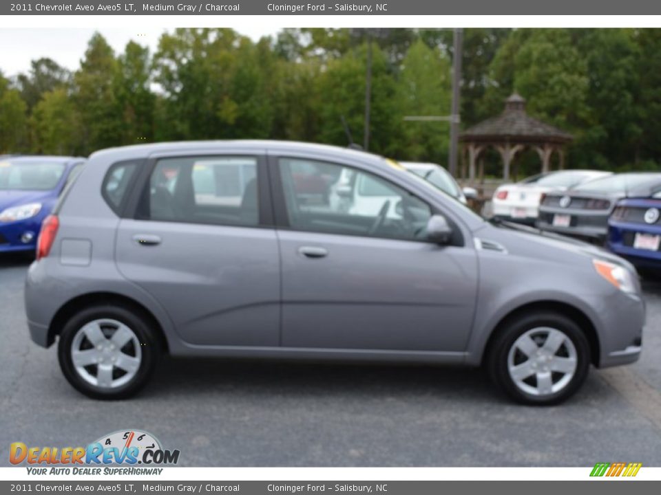 2011 Chevrolet Aveo Aveo5 LT Medium Gray / Charcoal Photo #2