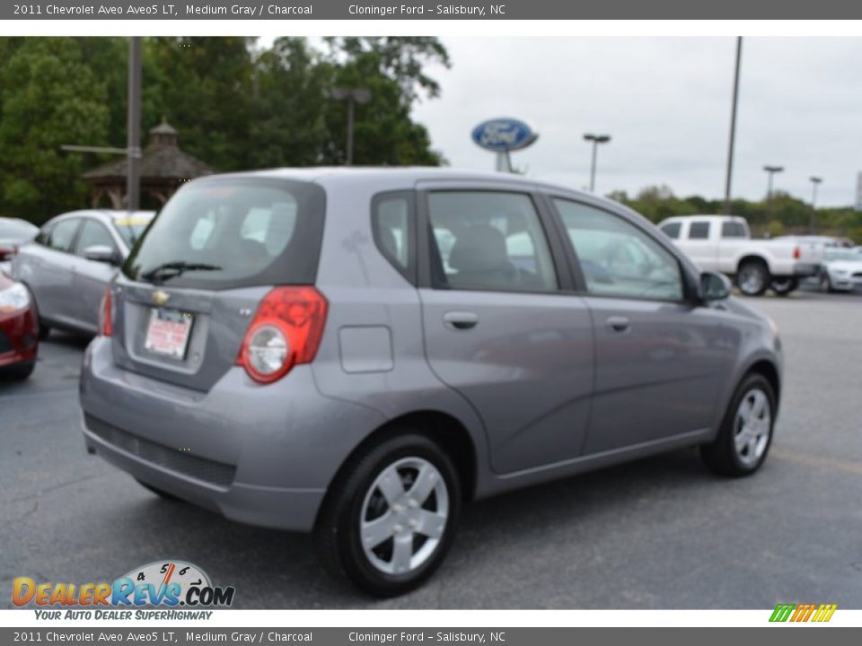 2011 Chevrolet Aveo Aveo5 LT Medium Gray / Charcoal Photo #3