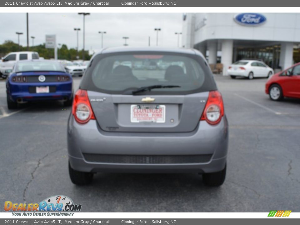 2011 Chevrolet Aveo Aveo5 LT Medium Gray / Charcoal Photo #4