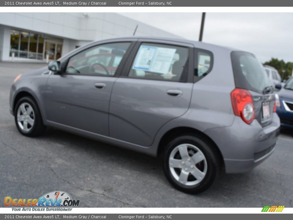 2011 Chevrolet Aveo Aveo5 LT Medium Gray / Charcoal Photo #5