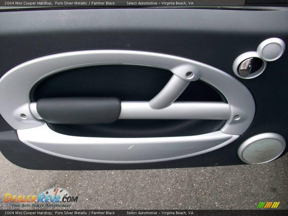 2004 Mini Cooper Hardtop Pure Silver Metallic / Panther Black Photo #13