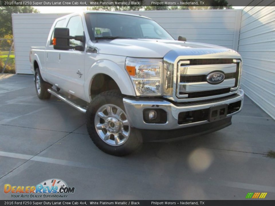 2016 Ford F250 Super Duty Lariat Crew Cab 4x4 White Platinum Metallic / Black Photo #1