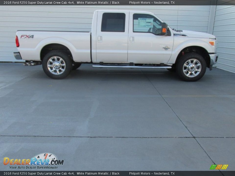 2016 Ford F250 Super Duty Lariat Crew Cab 4x4 White Platinum Metallic / Black Photo #3