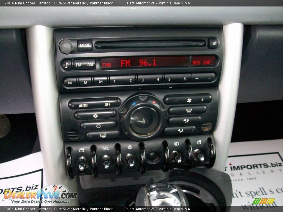 2004 Mini Cooper Hardtop Pure Silver Metallic / Panther Black Photo #19