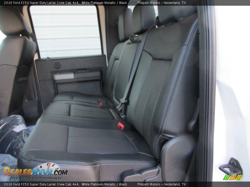 Rear Seat of 2016 Ford F250 Super Duty Lariat Crew Cab 4x4 Photo #20