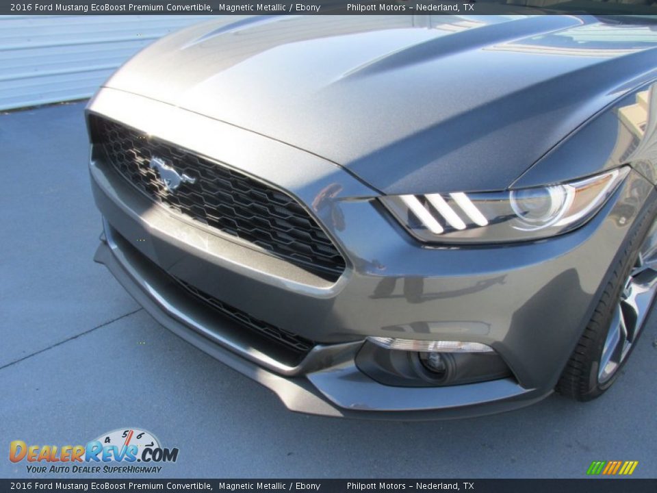 2016 Ford Mustang EcoBoost Premium Convertible Magnetic Metallic / Ebony Photo #10