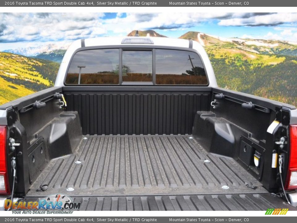 2016 Toyota Tacoma TRD Sport Double Cab 4x4 Silver Sky Metallic / TRD Graphite Photo #8