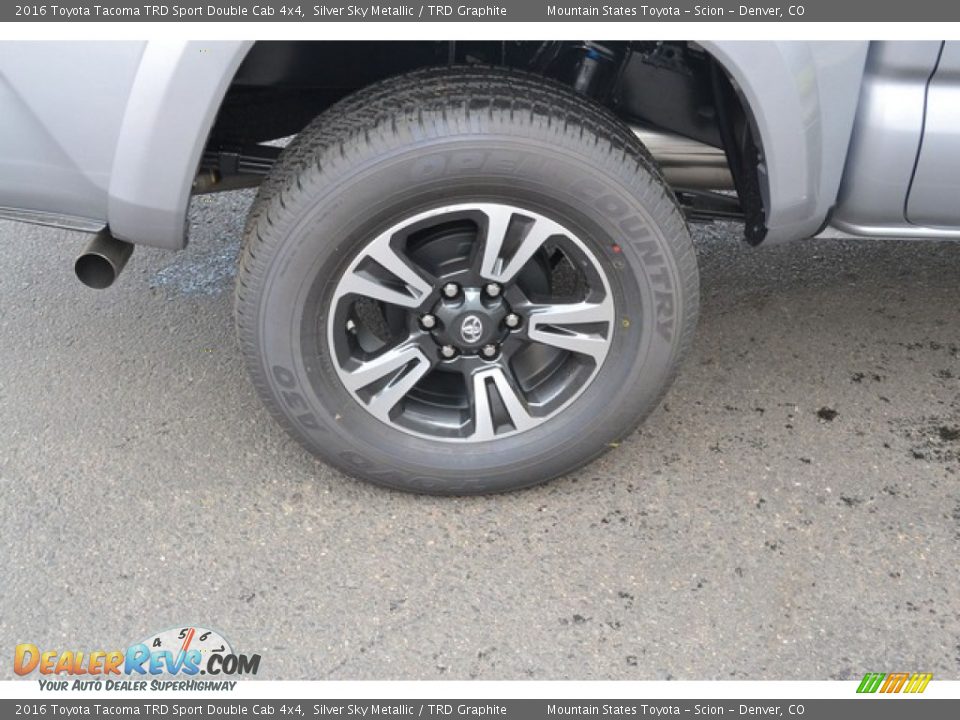 2016 Toyota Tacoma TRD Sport Double Cab 4x4 Silver Sky Metallic / TRD Graphite Photo #9