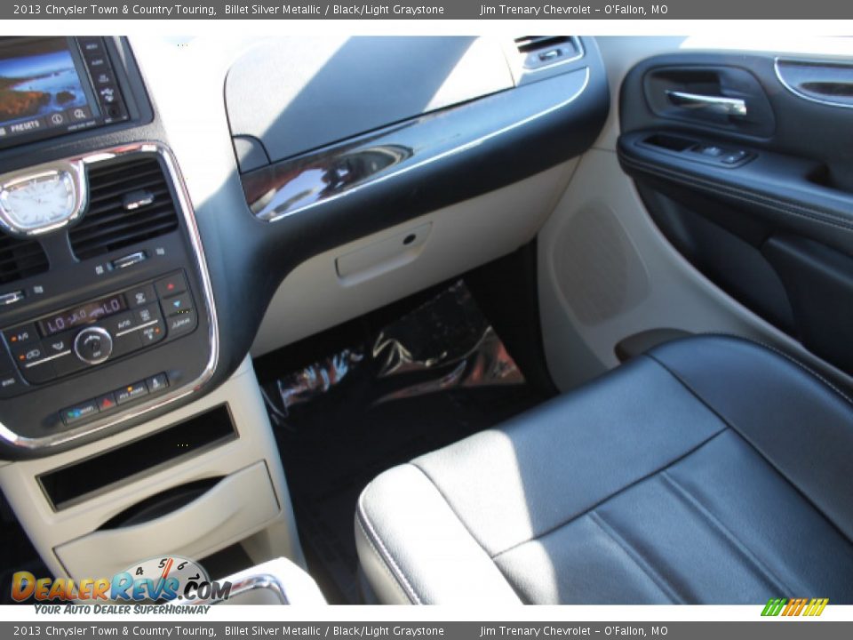2013 Chrysler Town & Country Touring Billet Silver Metallic / Black/Light Graystone Photo #13