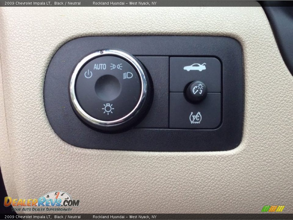 2009 Chevrolet Impala LT Black / Neutral Photo #11