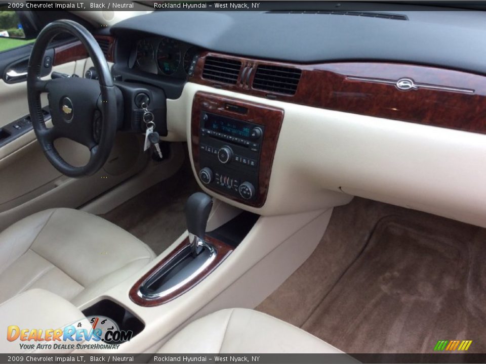 2009 Chevrolet Impala LT Black / Neutral Photo #26