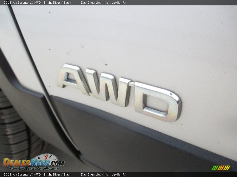 2013 Kia Sorento LX AWD Bright Silver / Black Photo #9