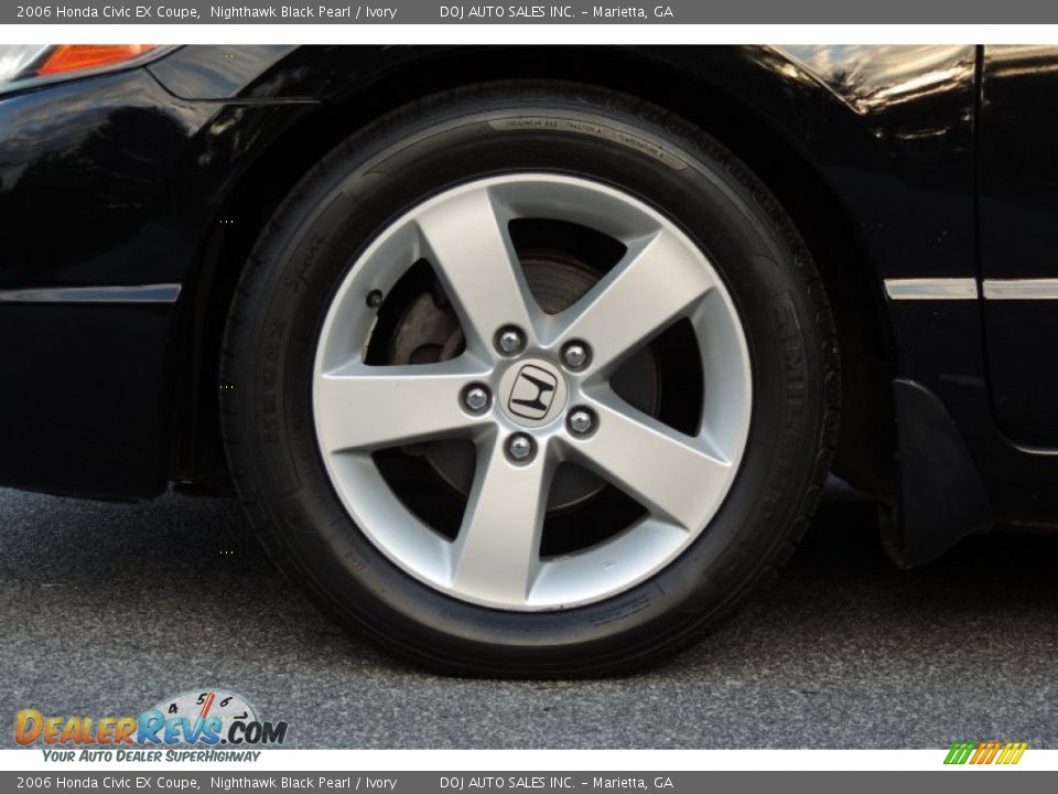 2006 Honda Civic EX Coupe Nighthawk Black Pearl / Ivory Photo #9