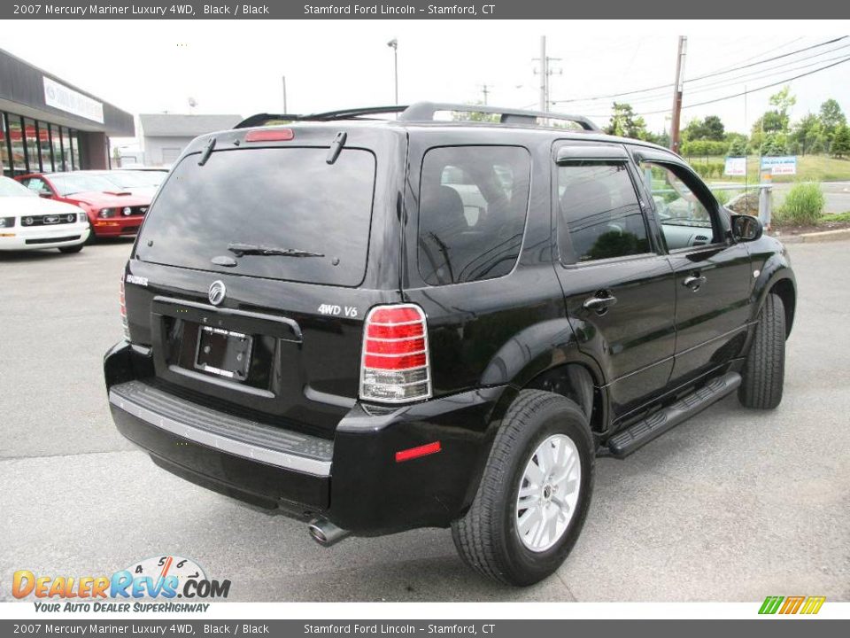 2007 Mercury Mariner Luxury 4WD Black / Black Photo #5