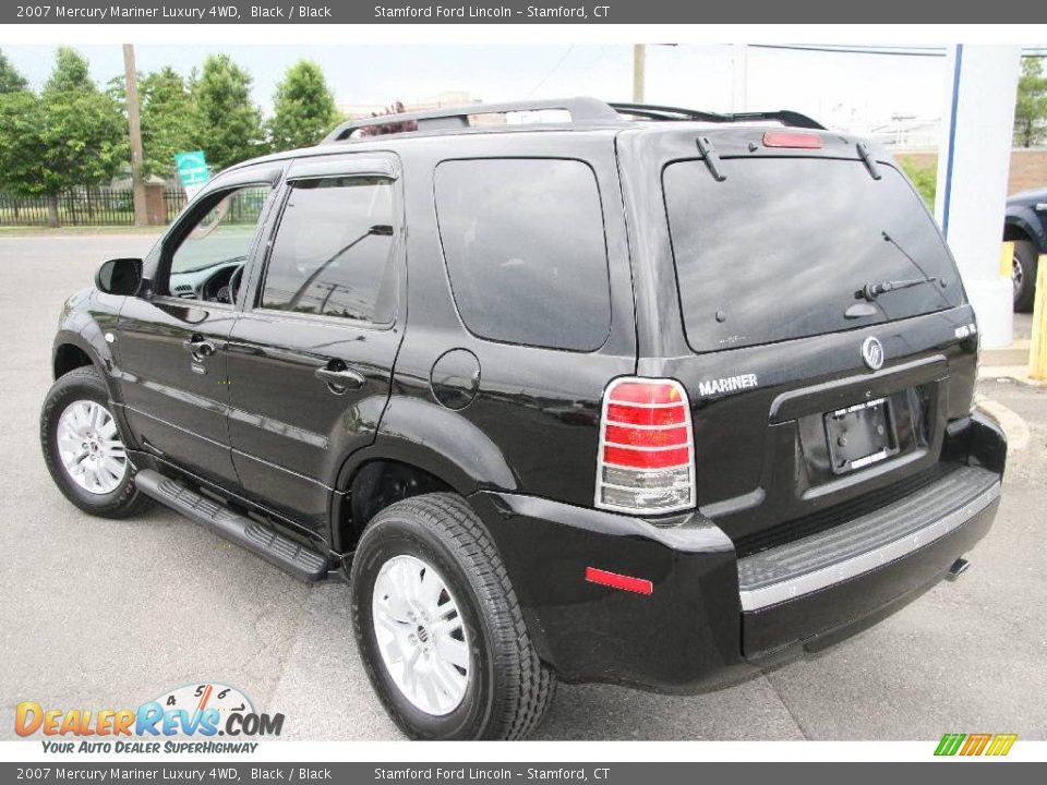 2007 Mercury Mariner Luxury 4WD Black / Black Photo #9