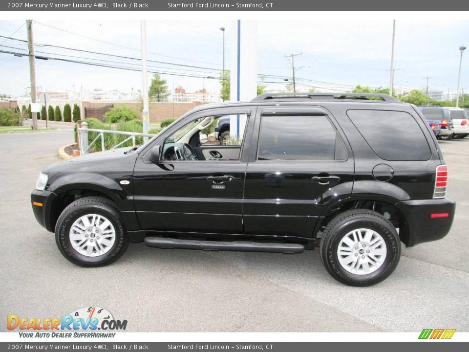 2007 Mercury Mariner Luxury 4WD Black / Black Photo #10