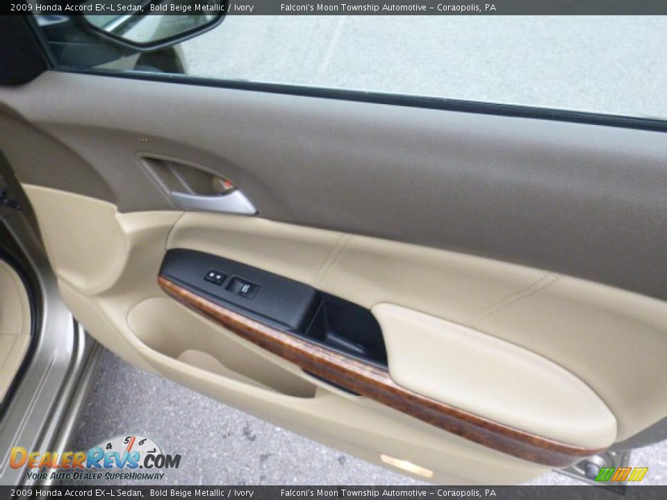 2009 Honda Accord EX-L Sedan Bold Beige Metallic / Ivory Photo #12
