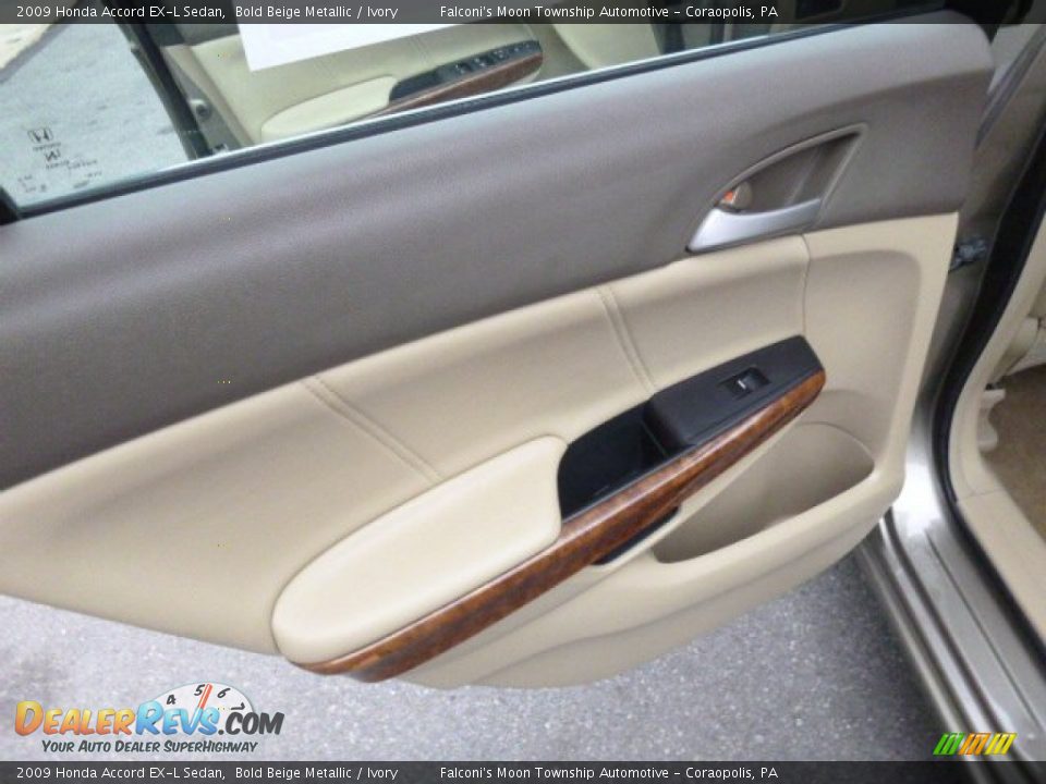 2009 Honda Accord EX-L Sedan Bold Beige Metallic / Ivory Photo #18