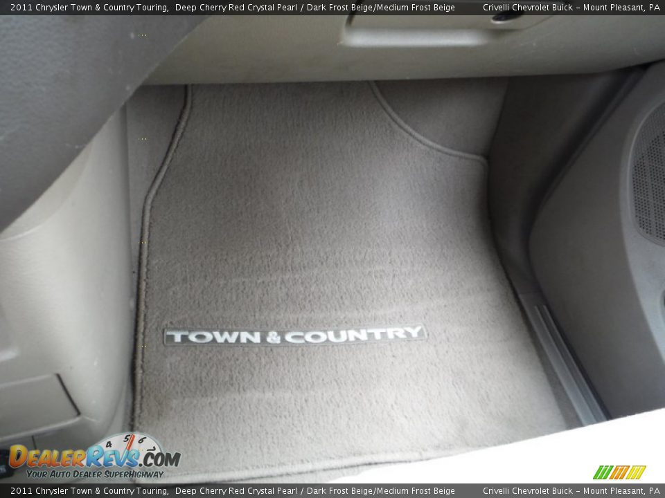 2011 Chrysler Town & Country Touring Deep Cherry Red Crystal Pearl / Dark Frost Beige/Medium Frost Beige Photo #17