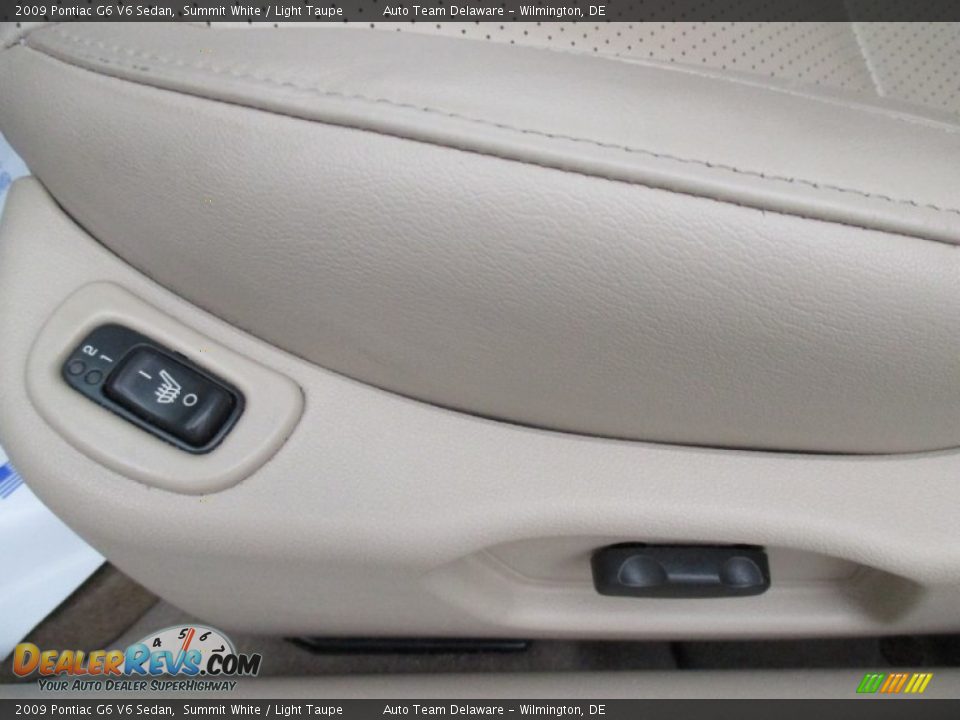 2009 Pontiac G6 V6 Sedan Summit White / Light Taupe Photo #30