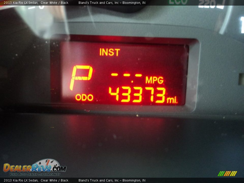 2013 Kia Rio LX Sedan Clear White / Black Photo #9