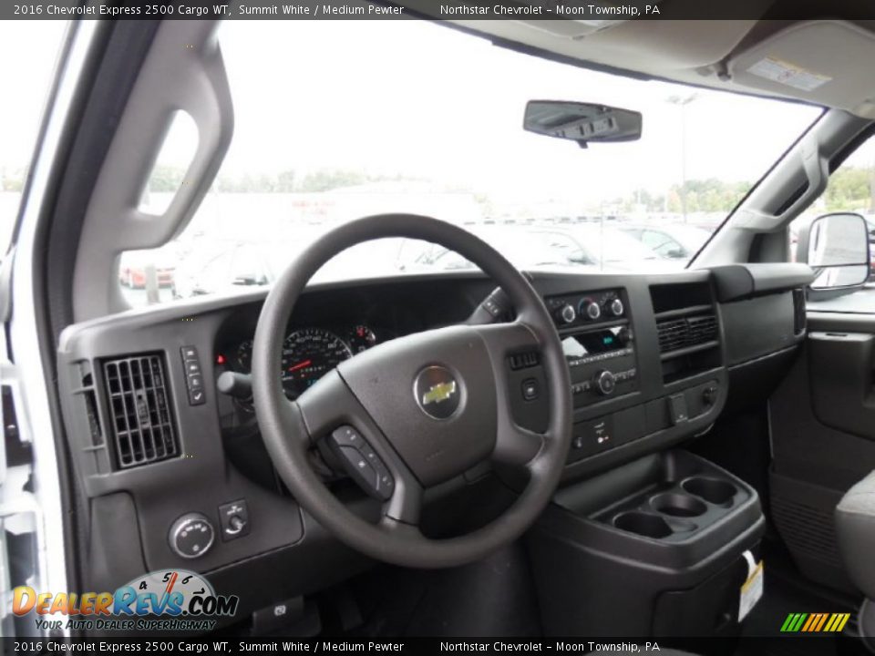 Dashboard of 2016 Chevrolet Express 2500 Cargo WT Photo #15