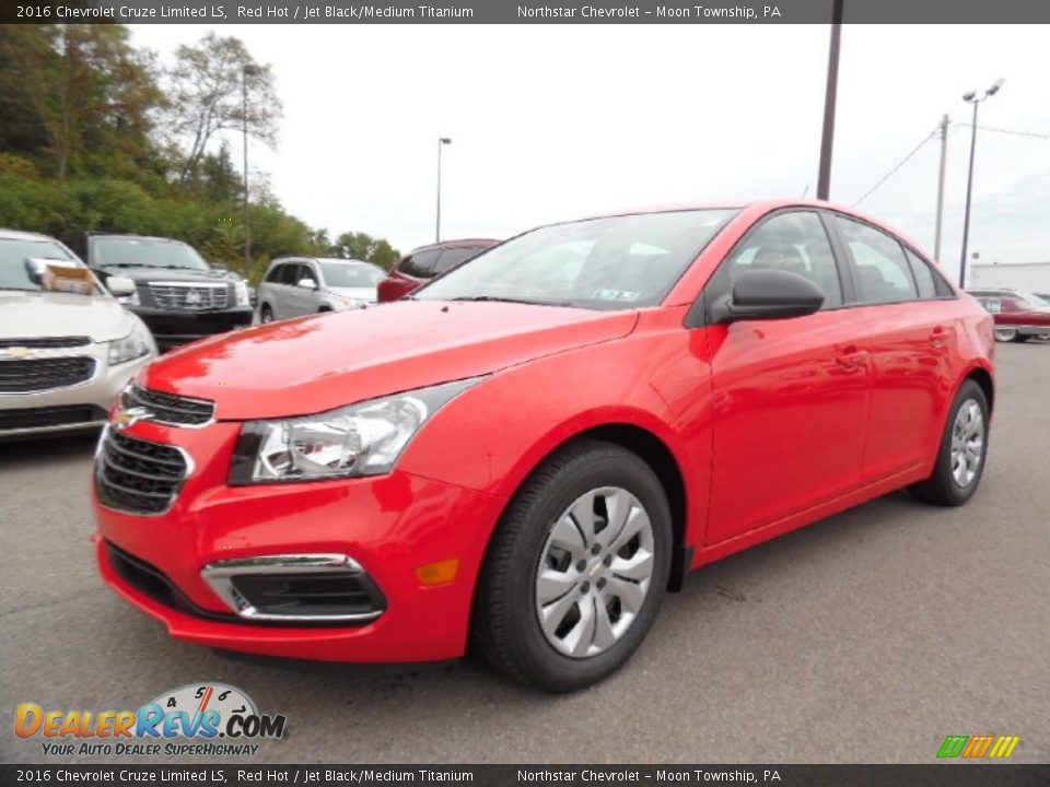 Front 3/4 View of 2016 Chevrolet Cruze Limited LS Photo #1