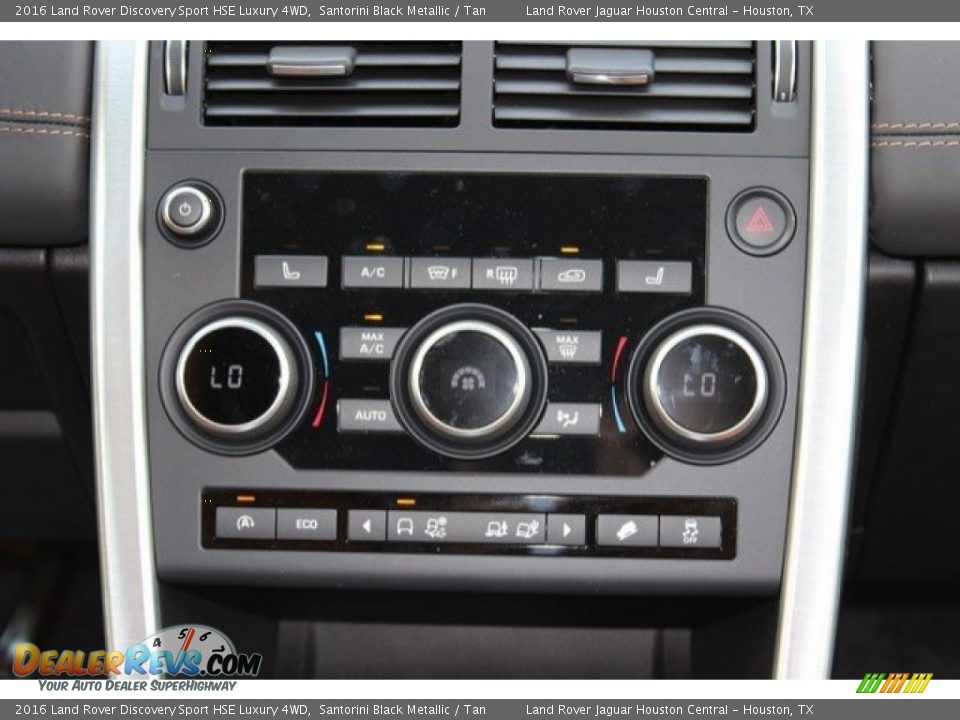 Controls of 2016 Land Rover Discovery Sport HSE Luxury 4WD Photo #12